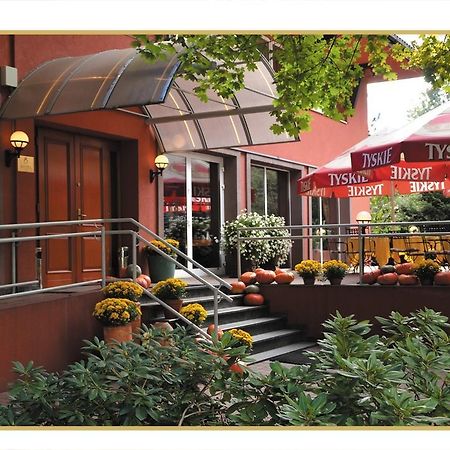 Agat Hotel Lodz  Ngoại thất bức ảnh