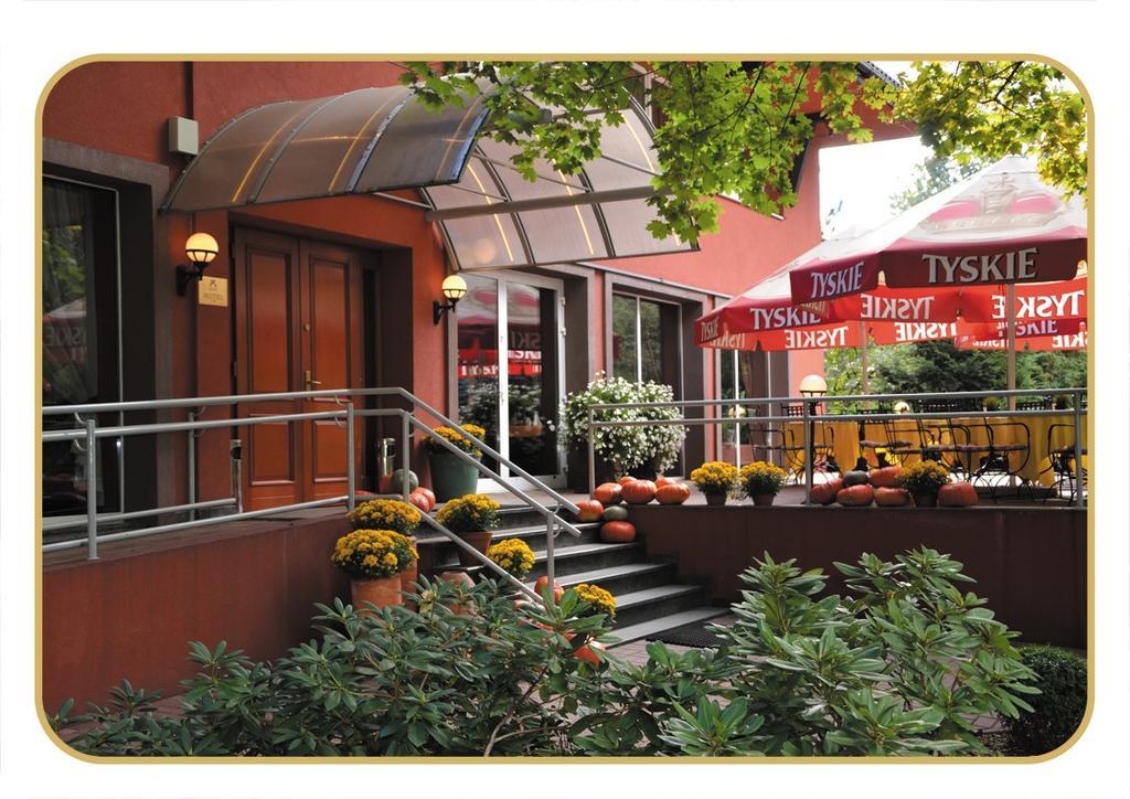 Agat Hotel Lodz  Ngoại thất bức ảnh