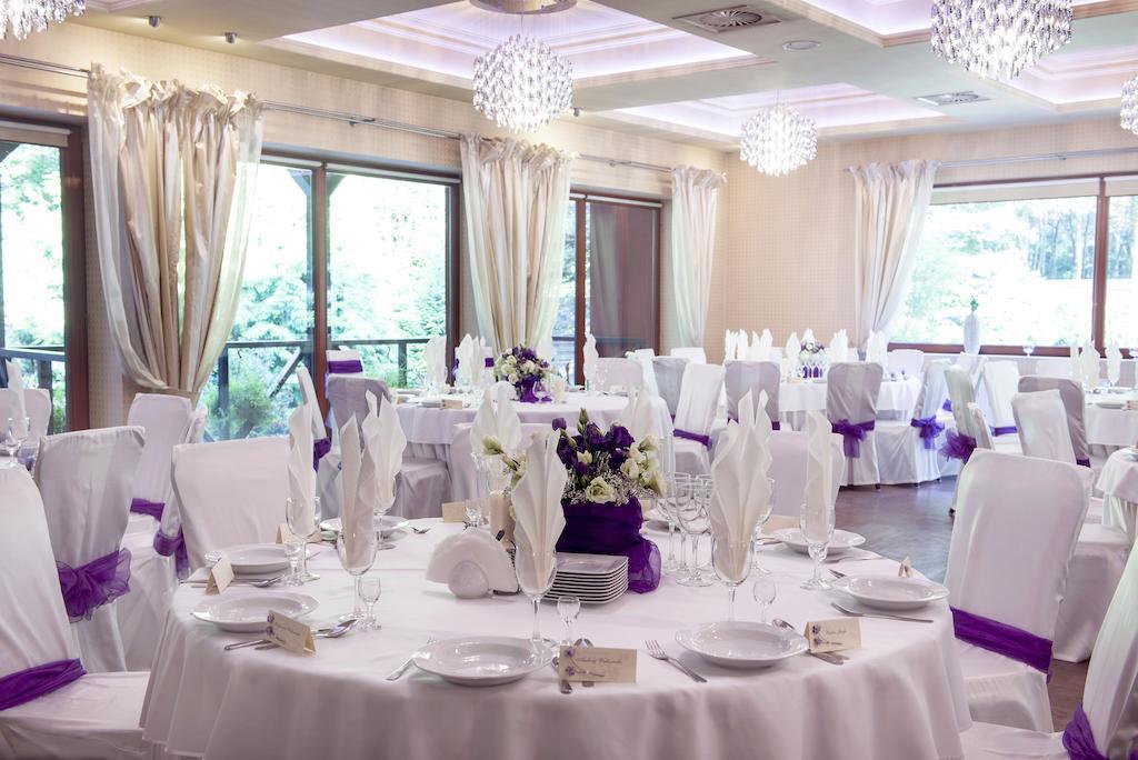 Agat Hotel Lodz  Ngoại thất bức ảnh