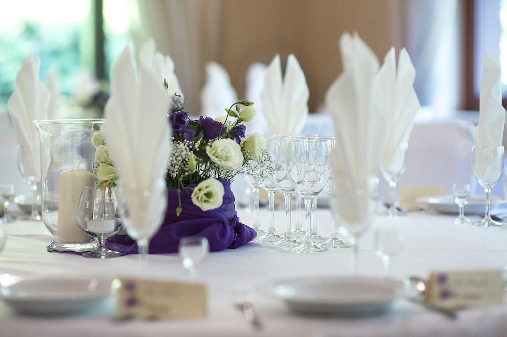Agat Hotel Lodz  Ngoại thất bức ảnh
